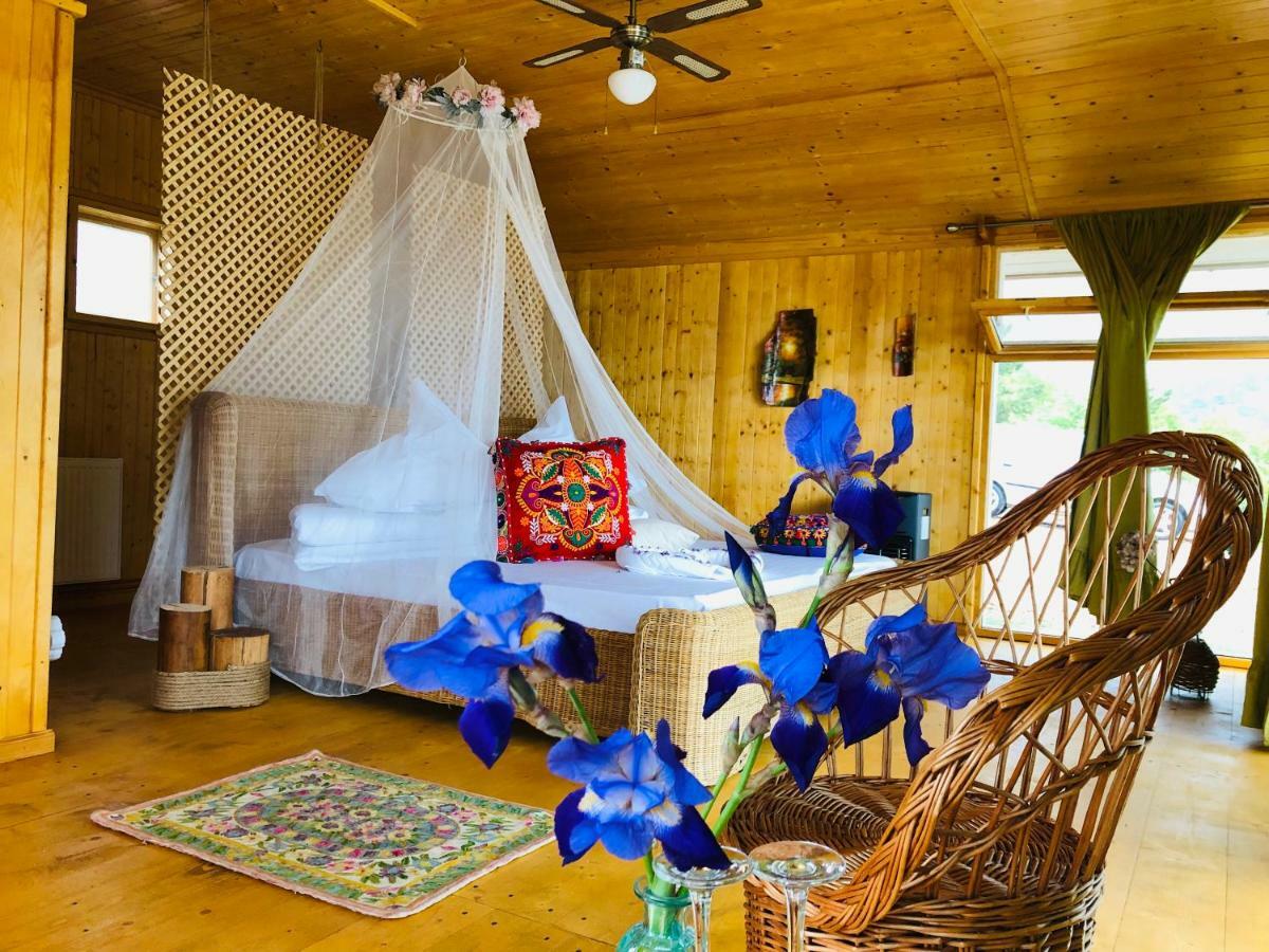 Dream Tricule Villa Svinita Exterior photo